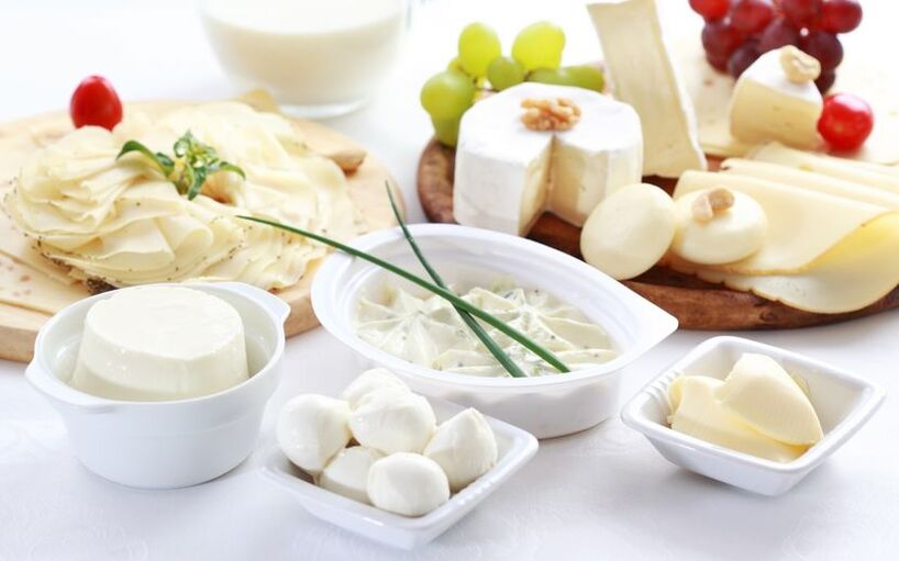 پنجمین روز از رژیم غذایی 6 گلبرگ به استفاده از پنیر، ماست و شیر اختصاص دارد. 