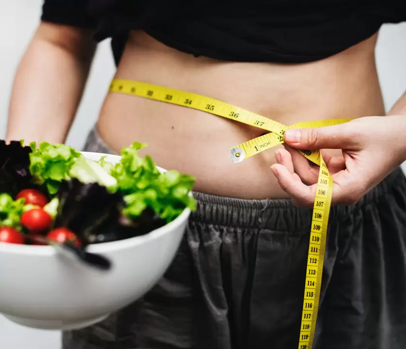اندازه گیری دور کمر هنگام کاهش وزن به مدت یک ماه